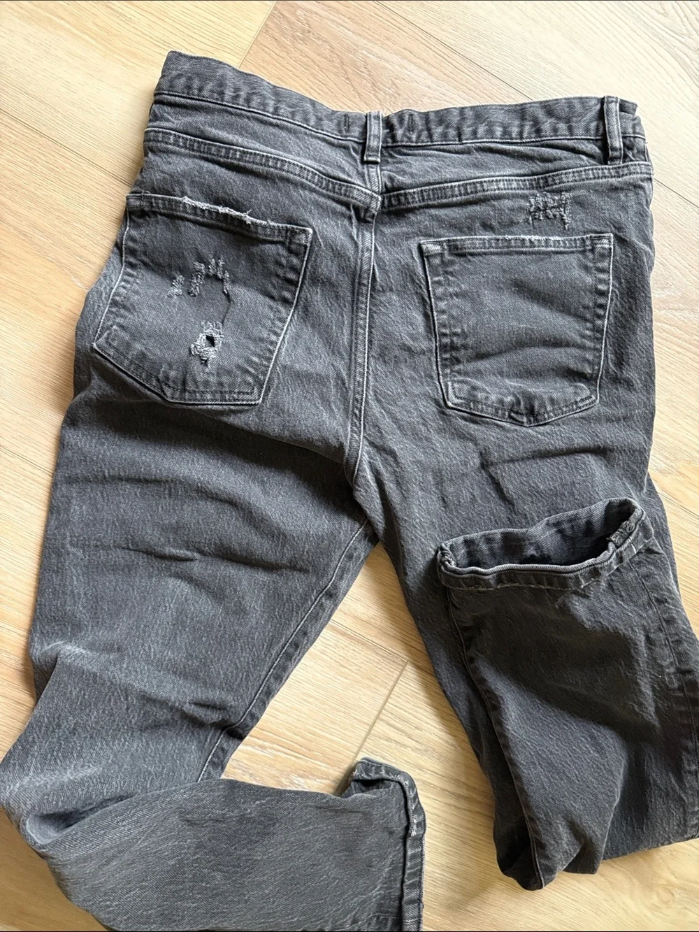Free people Distressed Jeans